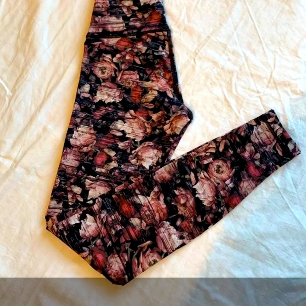 Lululemon Peony Wunder Under Leggings